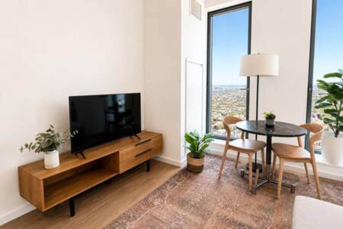 Luxury 1bd The Axel Full Service Building Apartment New York