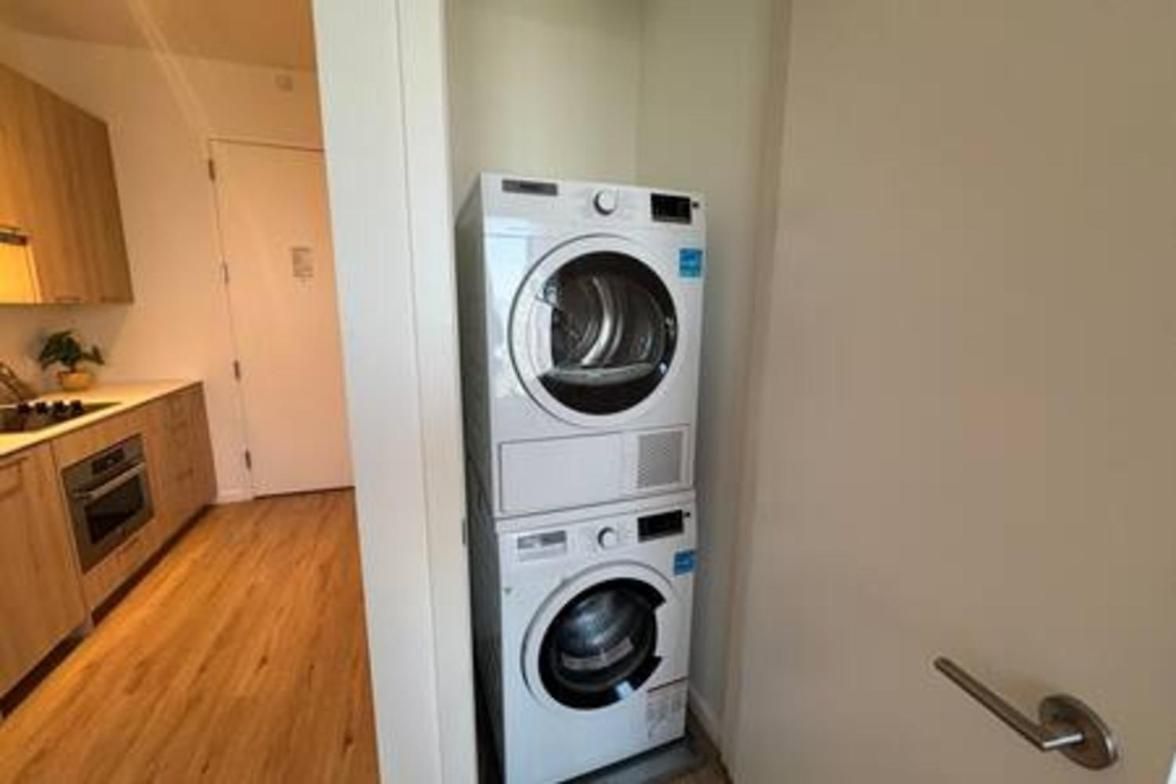 Luxury 1bd The Axel Full Service Building New York