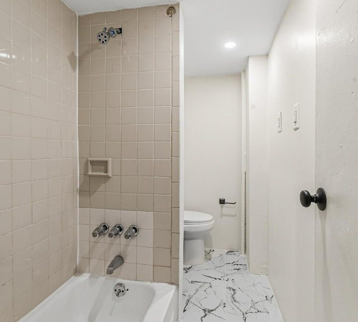 Spacious Washington Heights Near Transit *