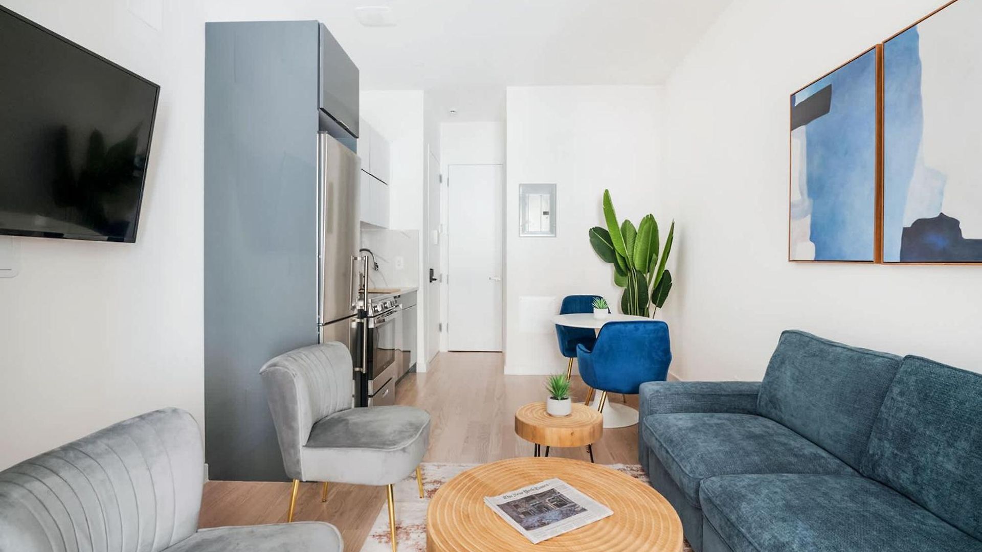 Apartment 14-b Sleek Modern 1br W Outdoor Space Union Square Wd In Unit
