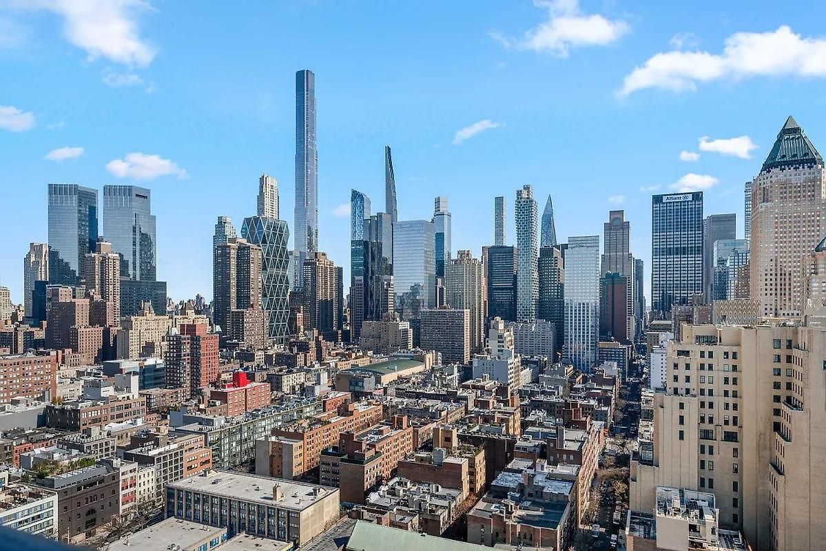 Apartment Midtown High Floor Stunning Panoramic View Corner 2br *