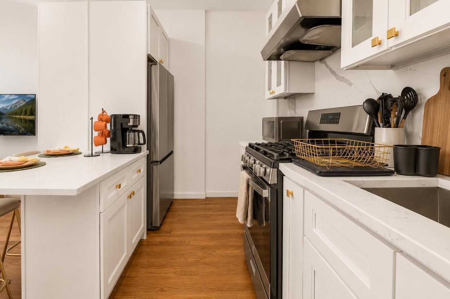 Stylish In Park Slope Near Train Apartment *