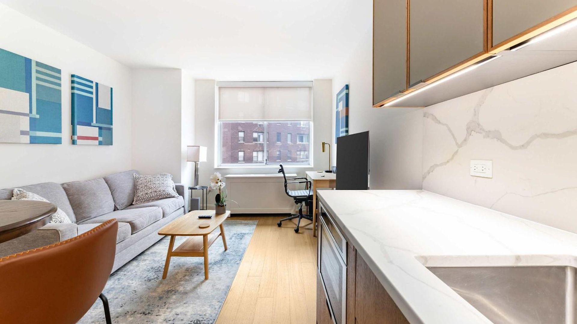 Luxury 1br With Rooftop Gym & Laundry *
