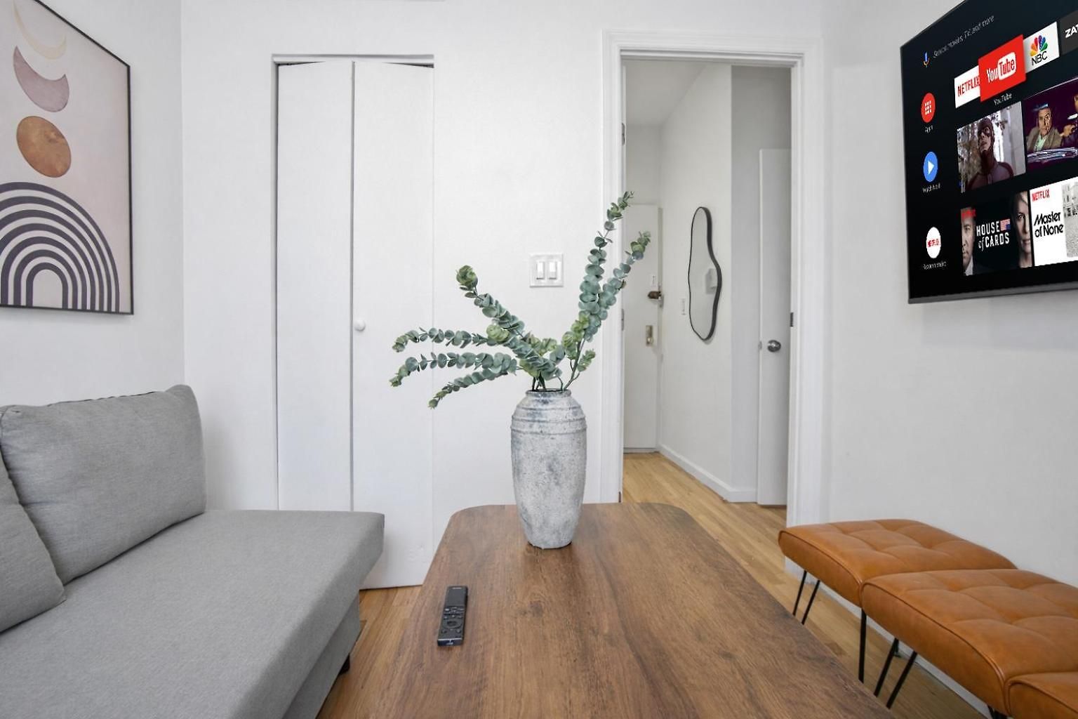Apartment 2 Bedroom Quite & Cozy Unit Next To Park New York