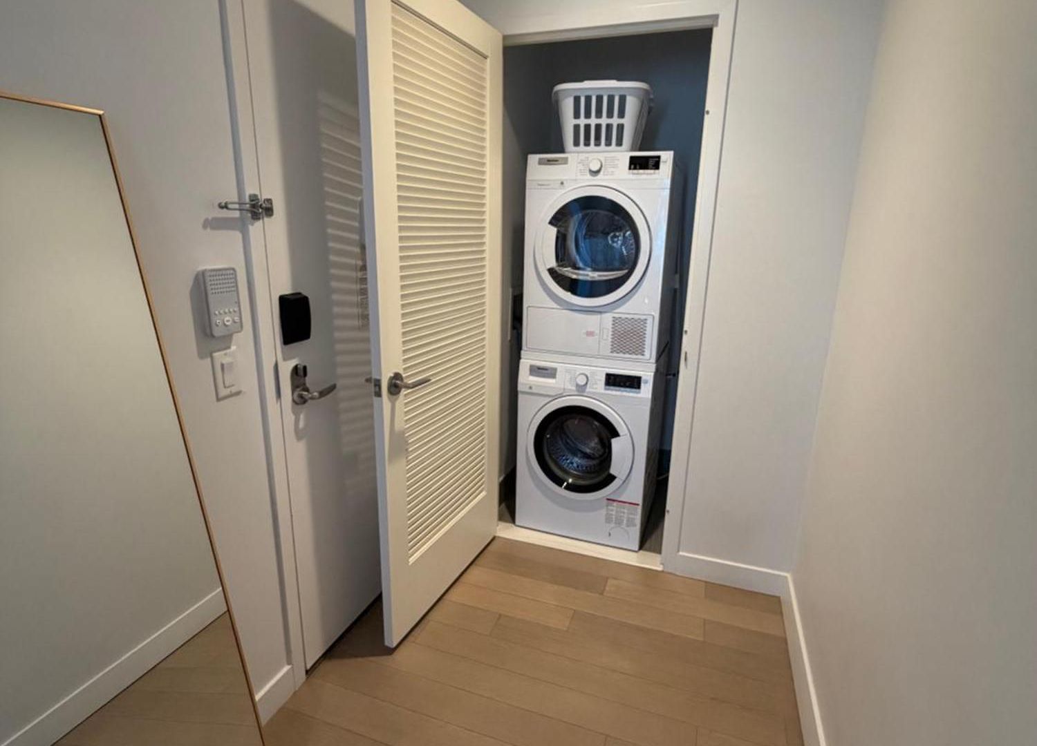 High Floor Luxury Corner 2br2ba Stunning Panoramic Views 1 Stop To Midtown Manhattan Apartment New York