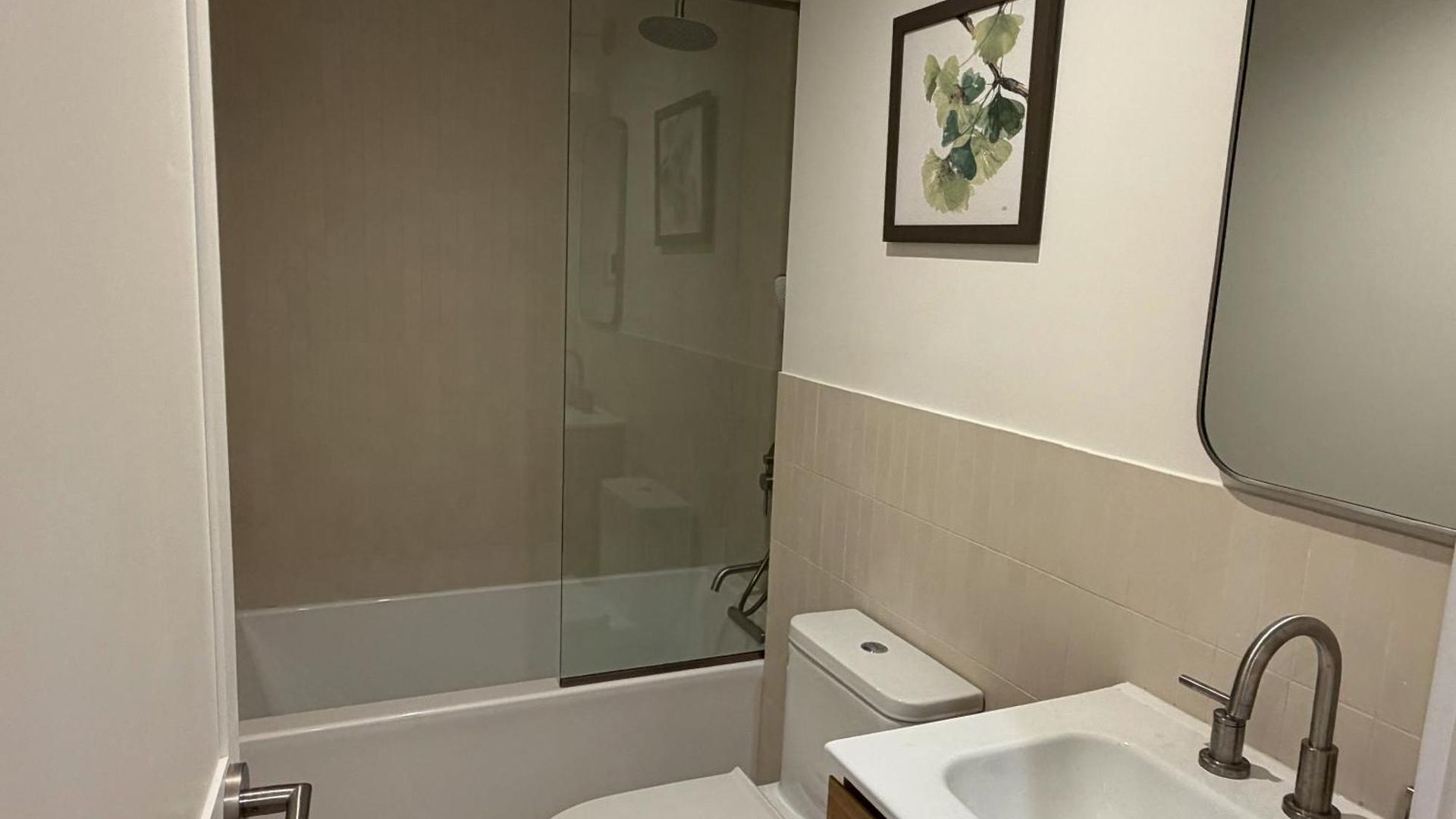 Nature Inspired Large Suite, Centrally Located