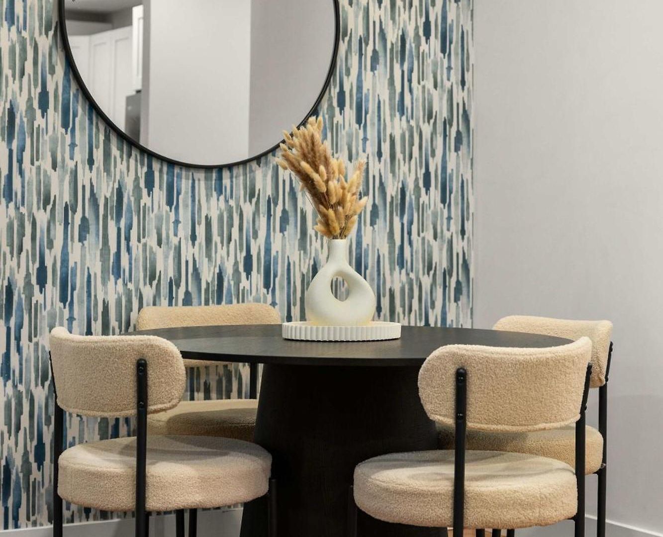 Apartment Bright And Modern Unit
