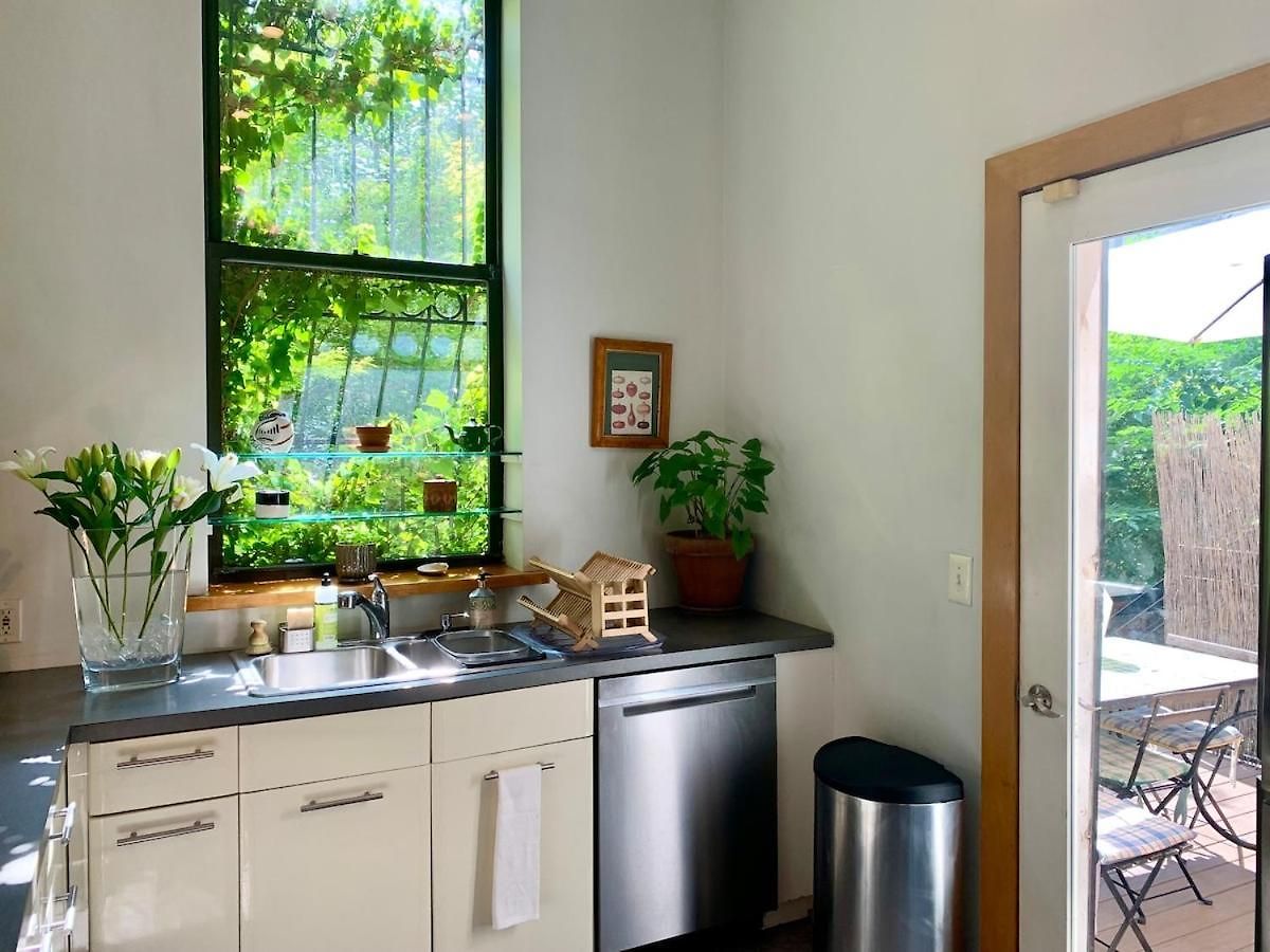 Apartment Lovely Brownstone In W Harlem 4 Bdr 3 Bath Deck Garden *