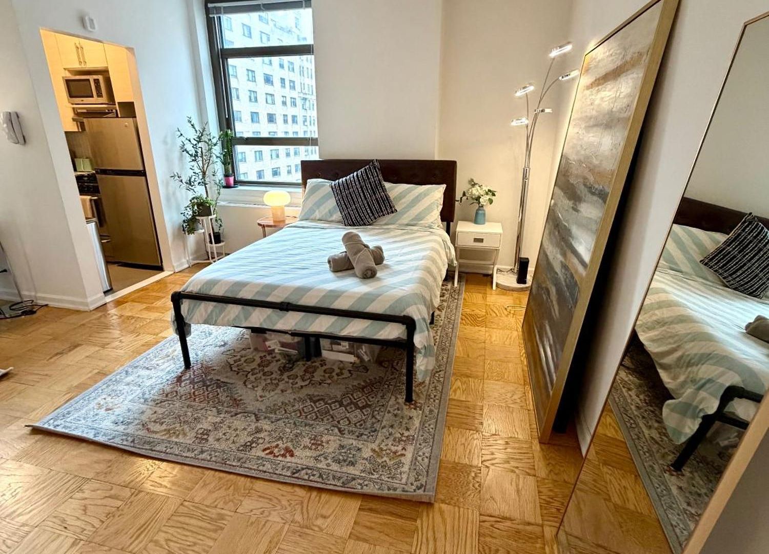 Apartment Midtown Park Ave Spacious Charming Gem Chrysler View Corner New York