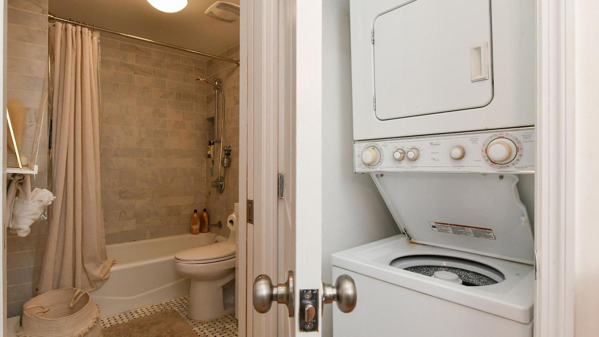Prime West Village Hideaway - Walk Everywhere Apartment New York