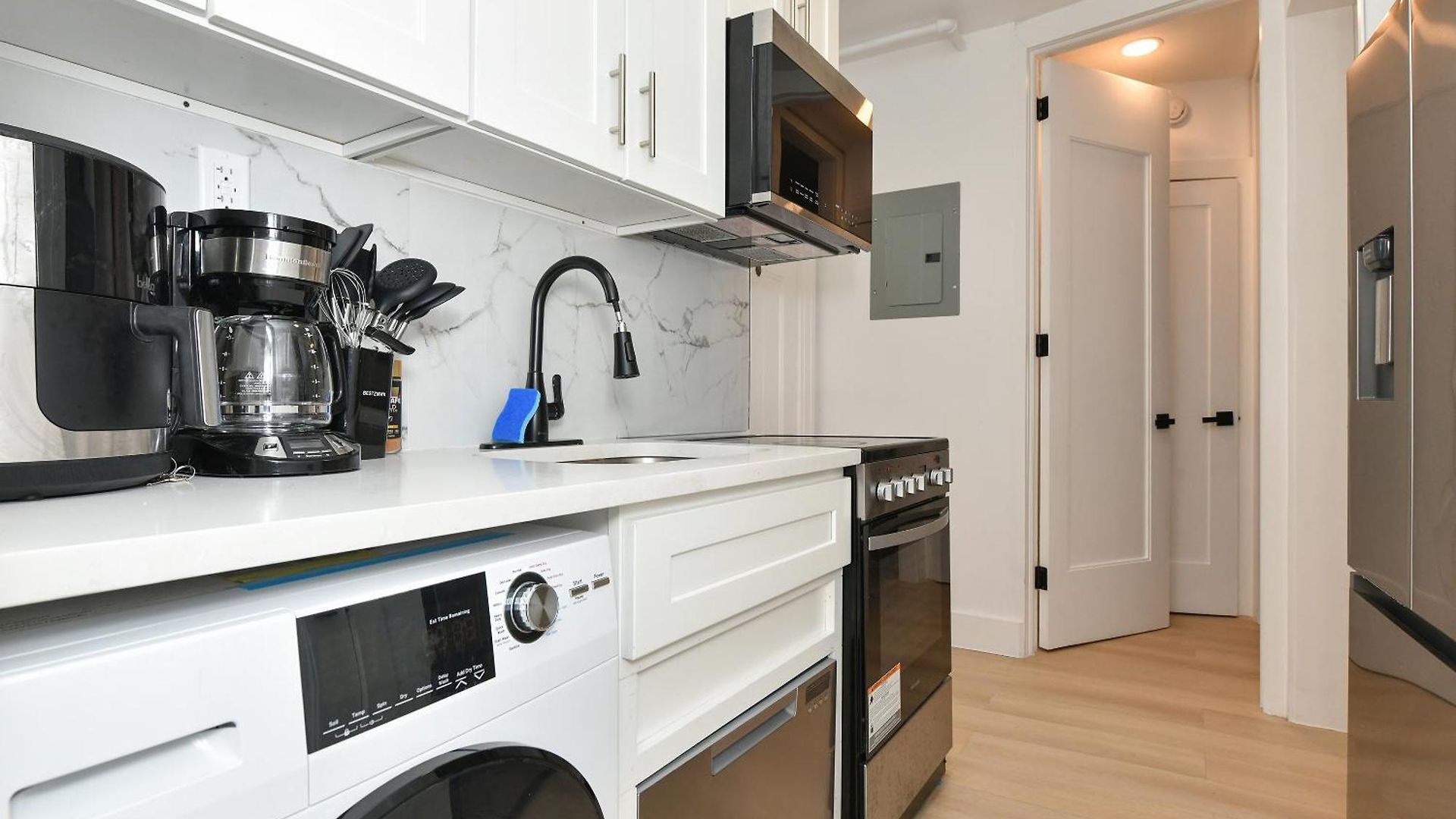 Elegant 2 Bedroom Retreat Near Park * New York