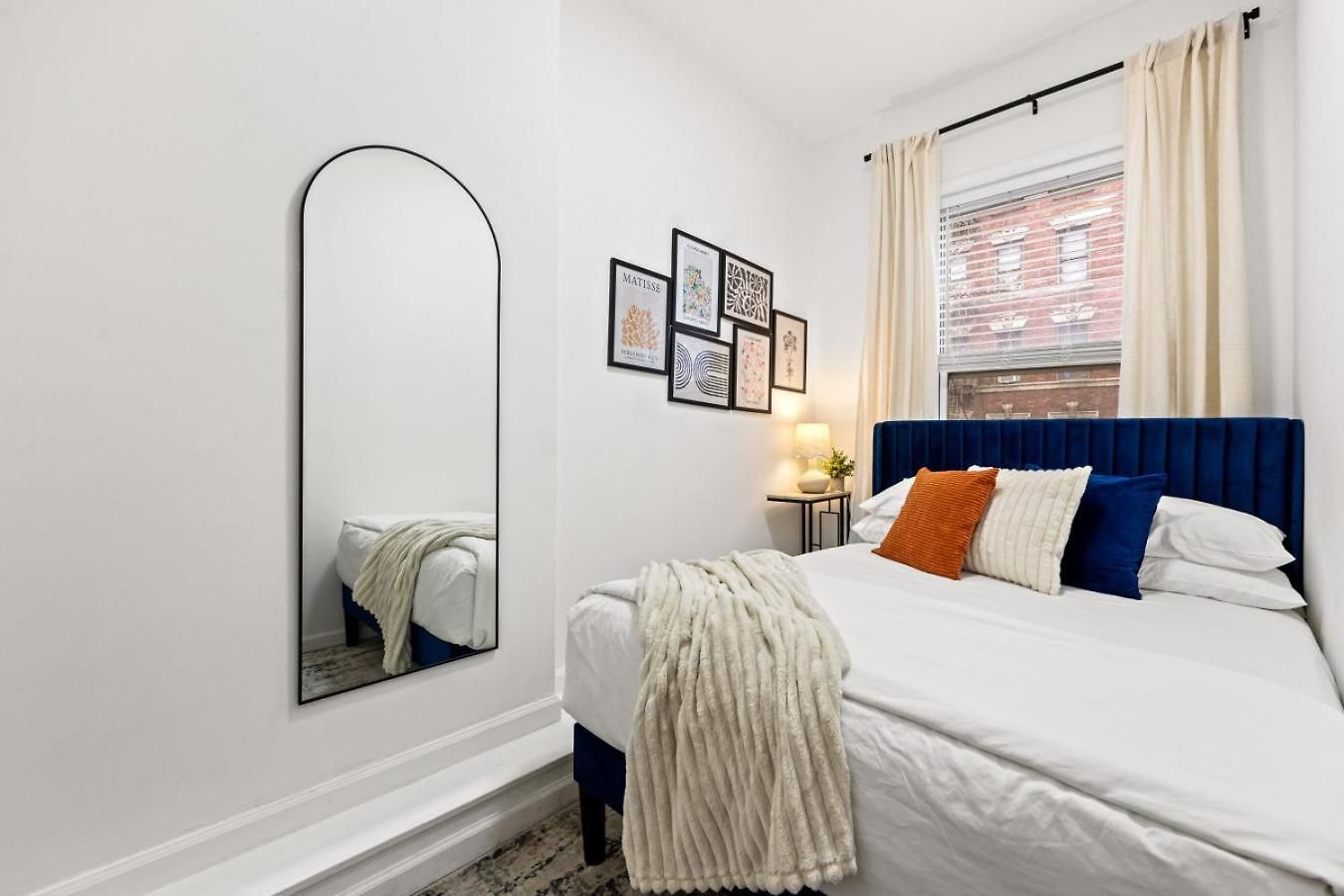 Apartment Sleek 2br In Times Square *