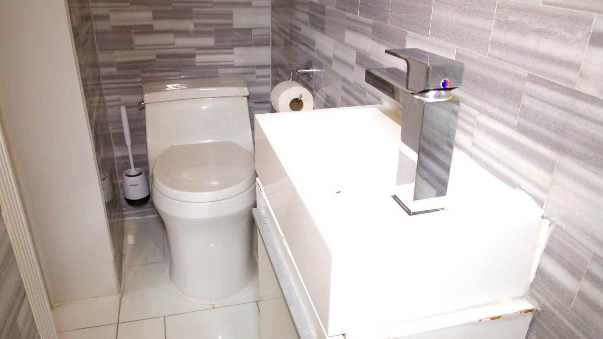 - Near Park Apartment