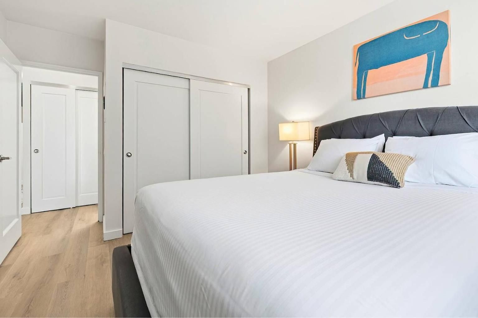 Apartment Spacious In Murray Hill *