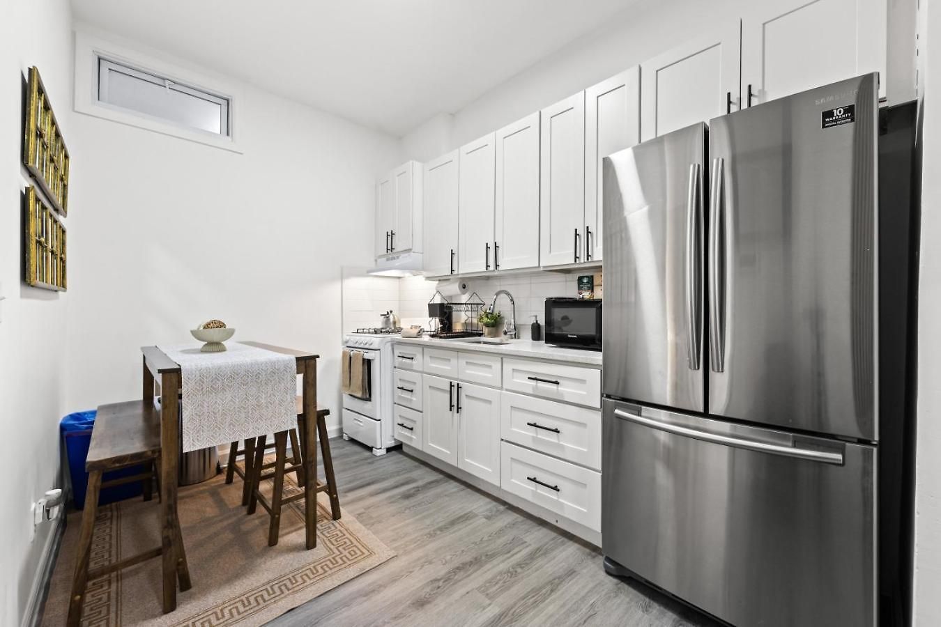 Apartment Sleek 2br In Times Square New York