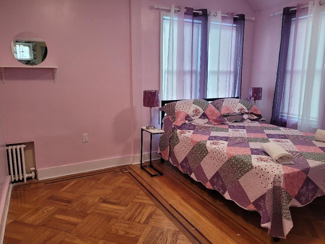 Apartment Large Place With Backyard New York