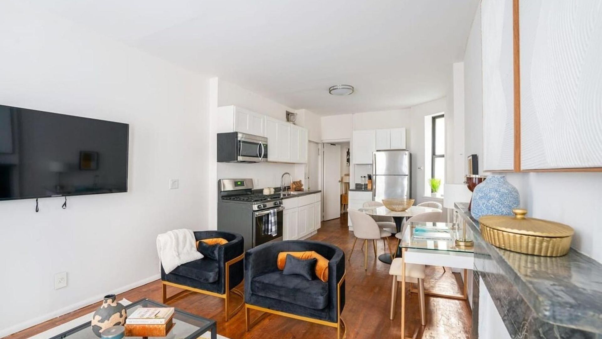1288 Ues * New York