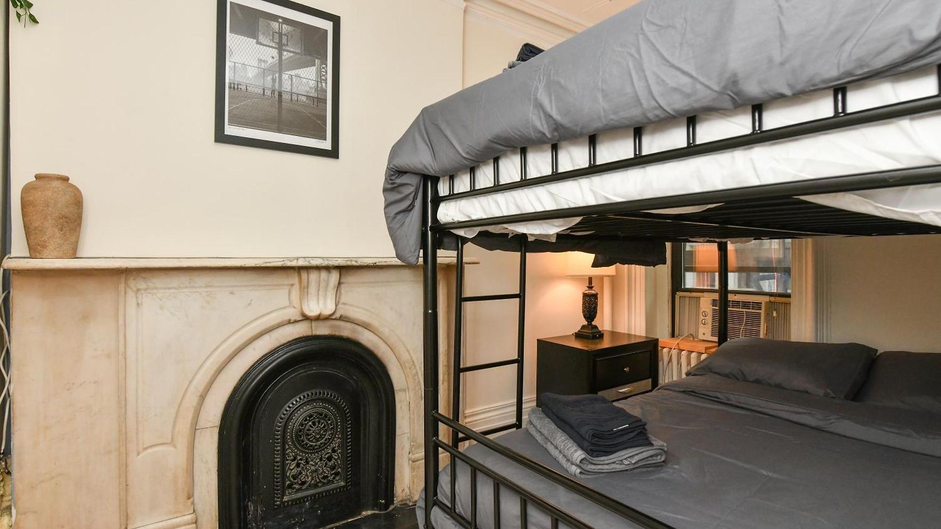Apartment Midtown East Near Park *