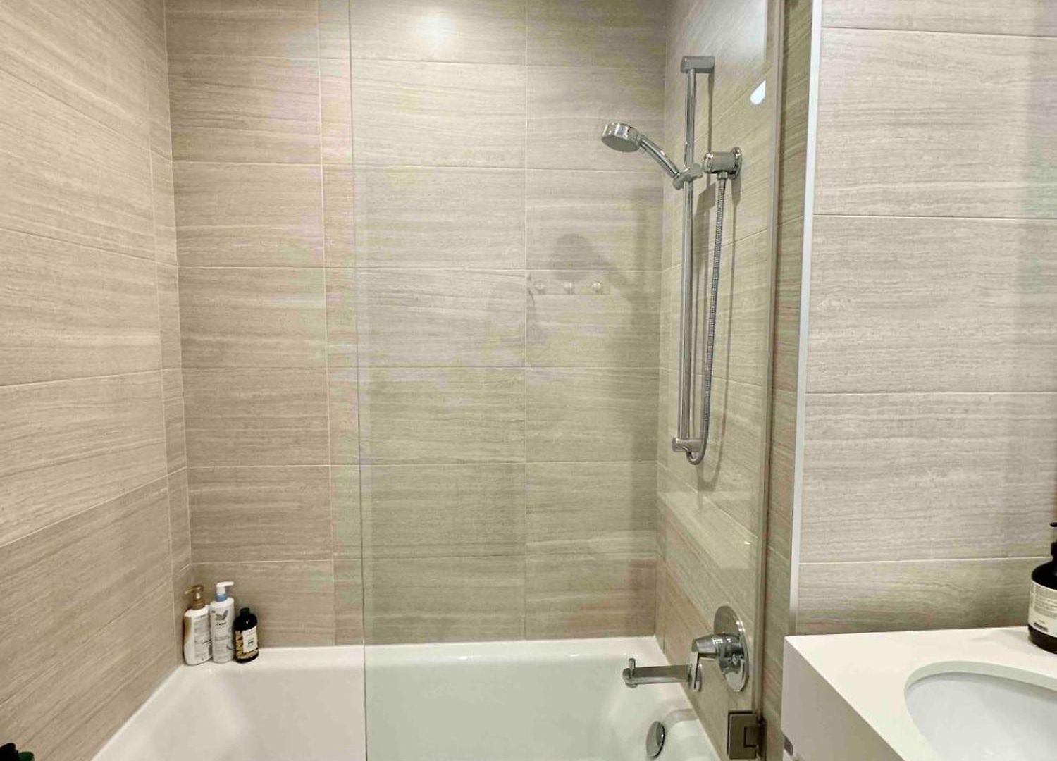1 Stop To Midtown Spectacular Panoramic View Luxury High Rise Corner 1 Bedroom New York