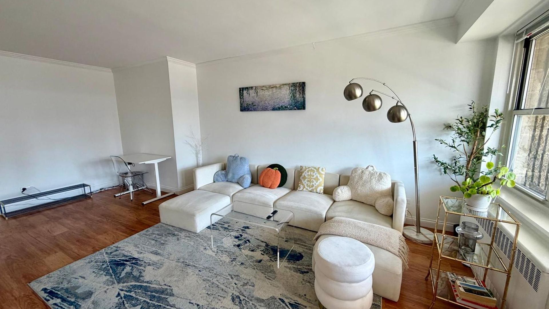 Apartment Midtown High Floor Stunning Panoramic View Corner 2br