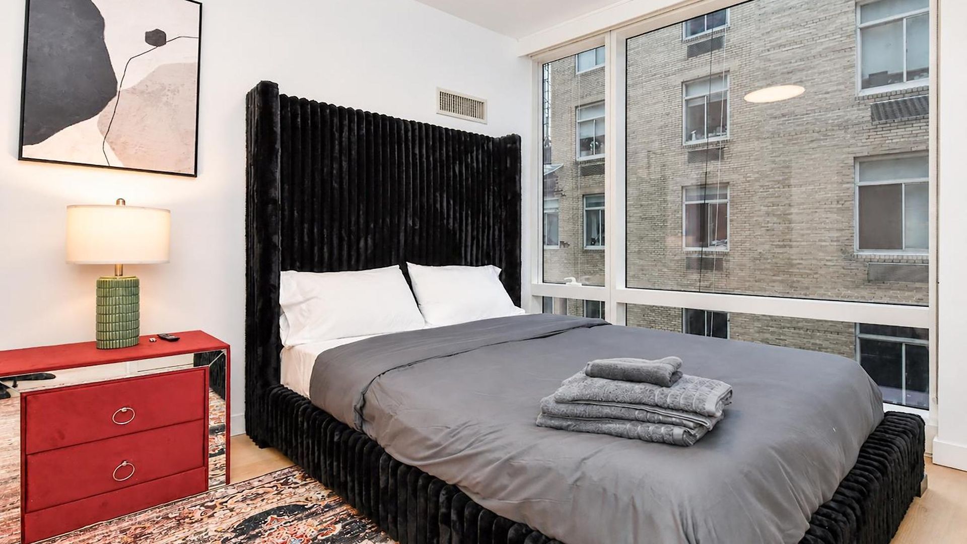 Luxury In Downtown Manhattan Skyline Views Apartment