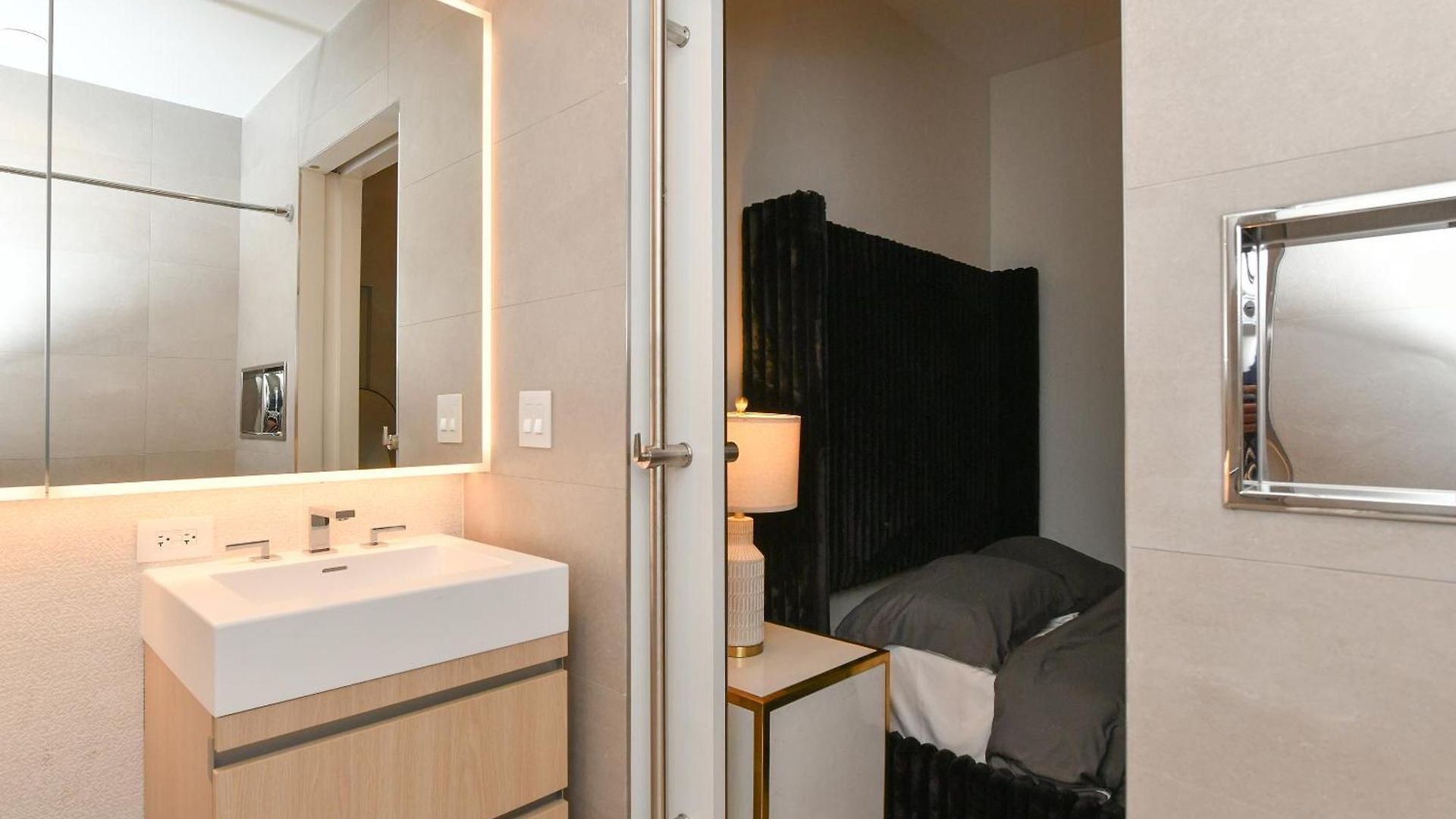 Urban Escape Bright 2br 2ba In Fidi Apartment *