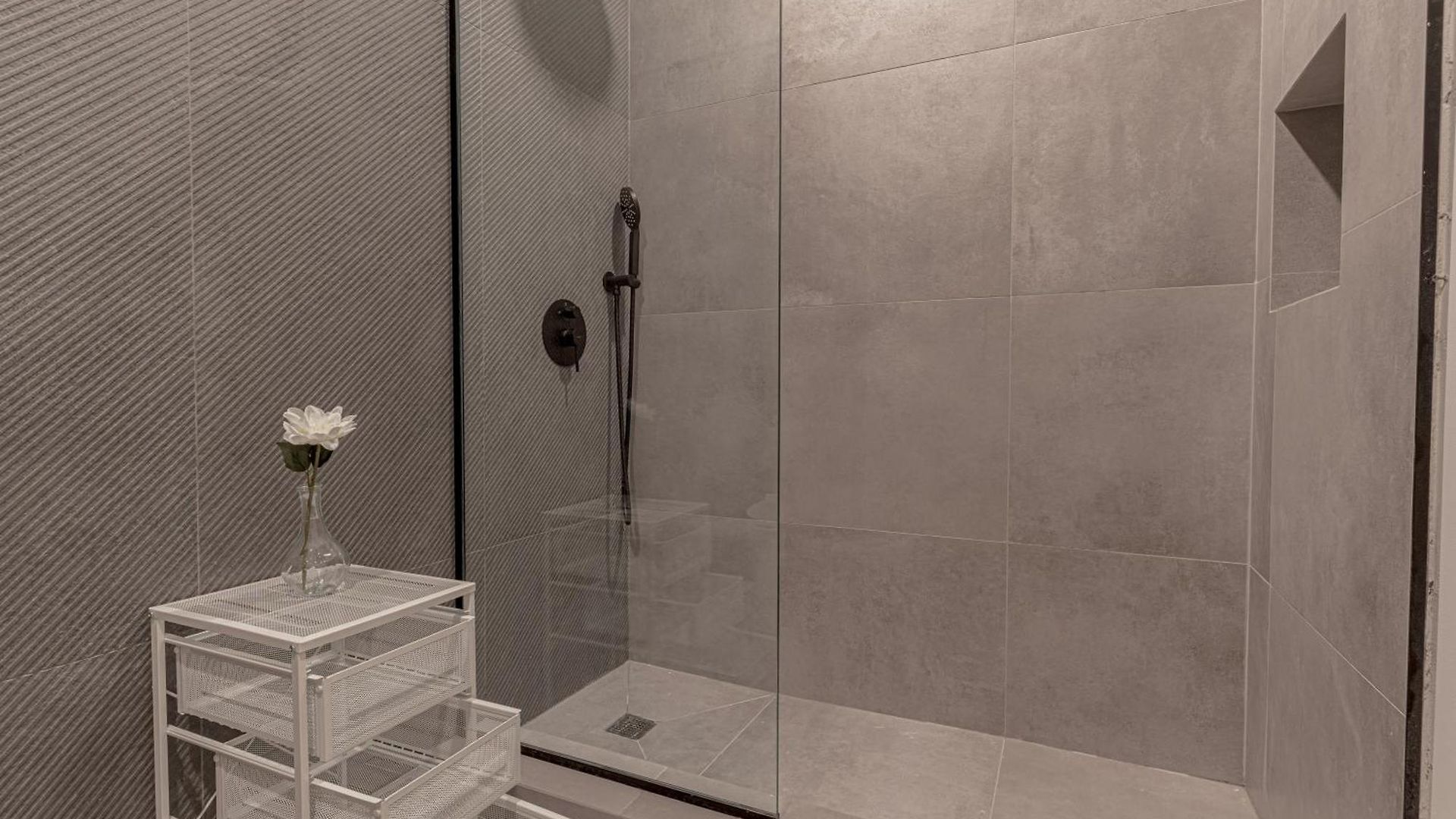 Apartment Spacious And Stylish 2bd With Washer Near Train