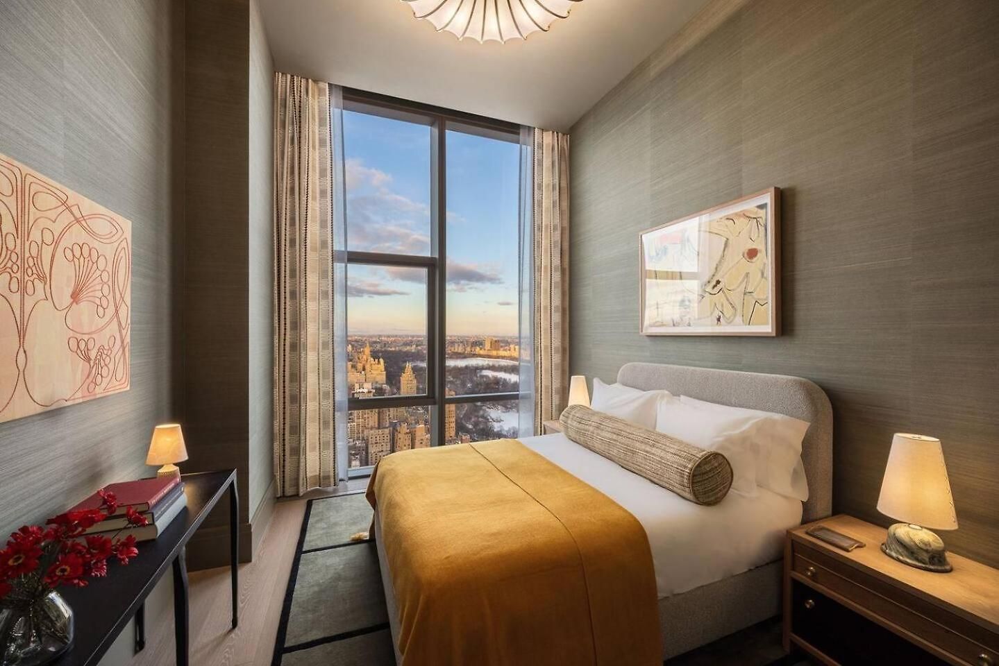 The Tower 4 Bedroom Views Of Park
