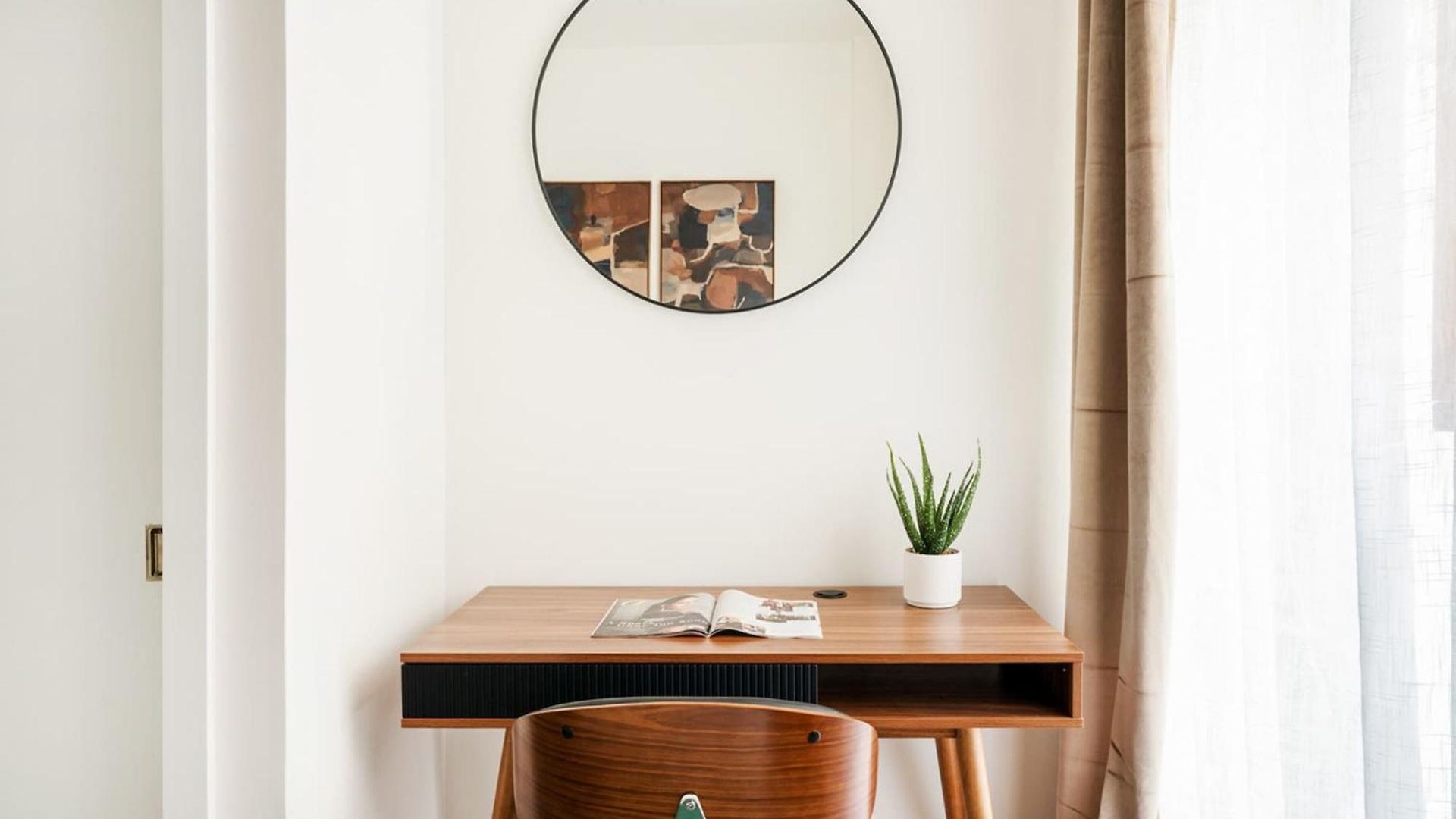 Apartment 14-b Sleek Modern 1br W Outdoor Space Union Square Wd In Unit New York