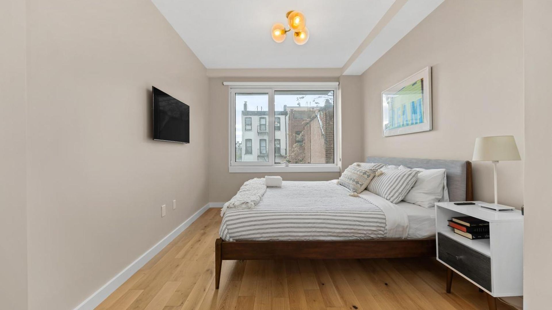 Modern 3 Bedroom In The Heart Of Downtown Brooklyn Across From Barclay's Center New York
