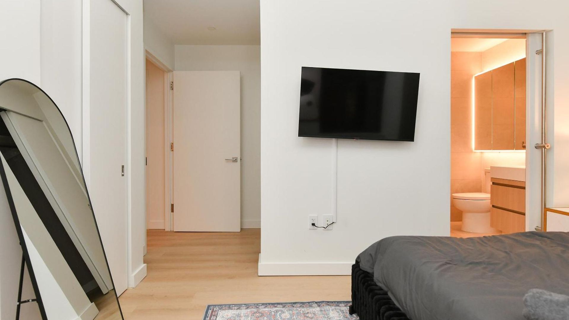 Apartment Sleek 2br Oasis In Financial District New York