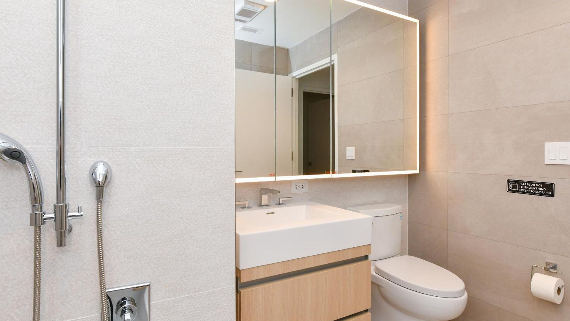 Sleek 2br Oasis In Financial District * New York