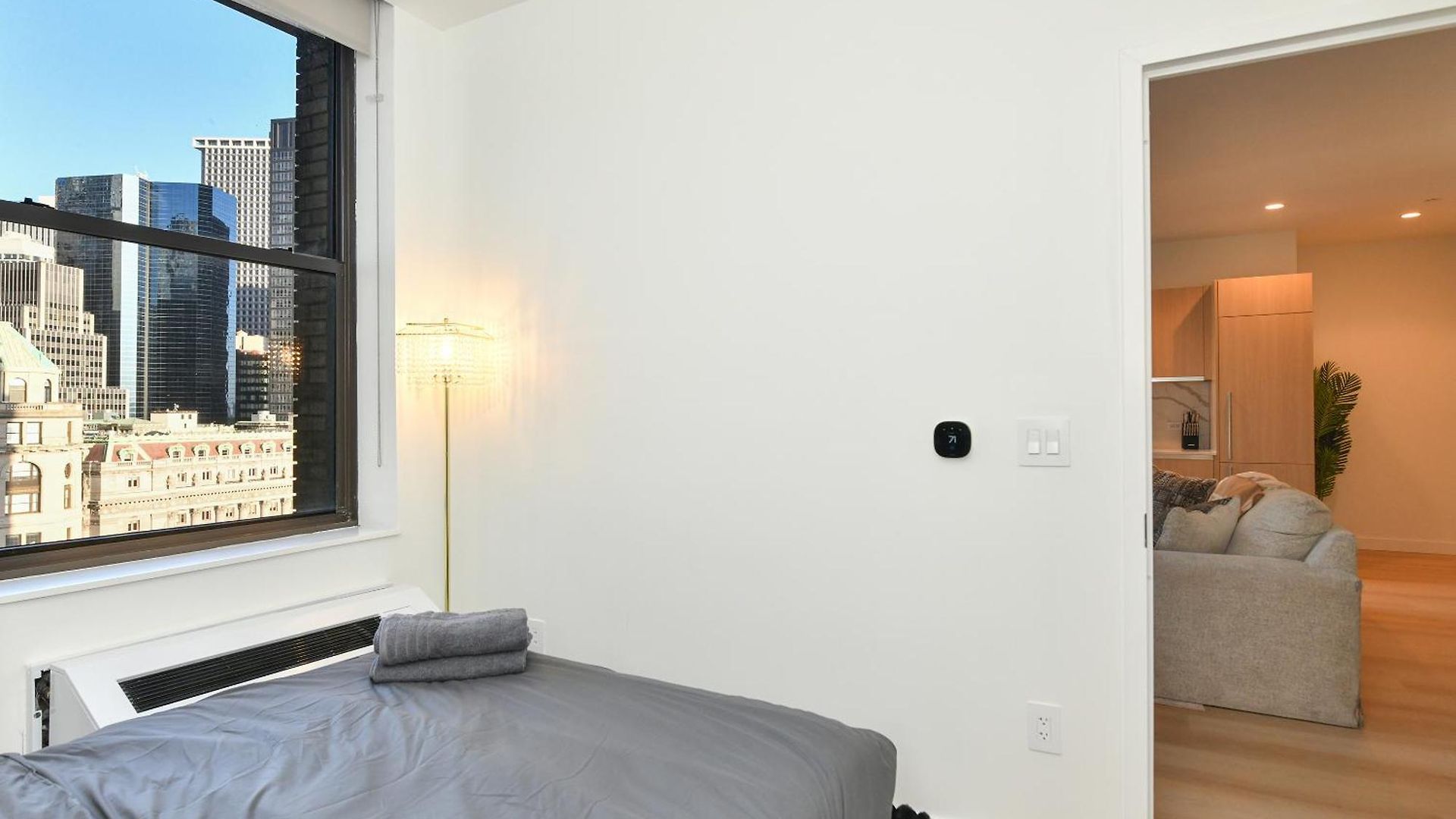 Urban Escape Bright 2br 2ba In Fidi * New York