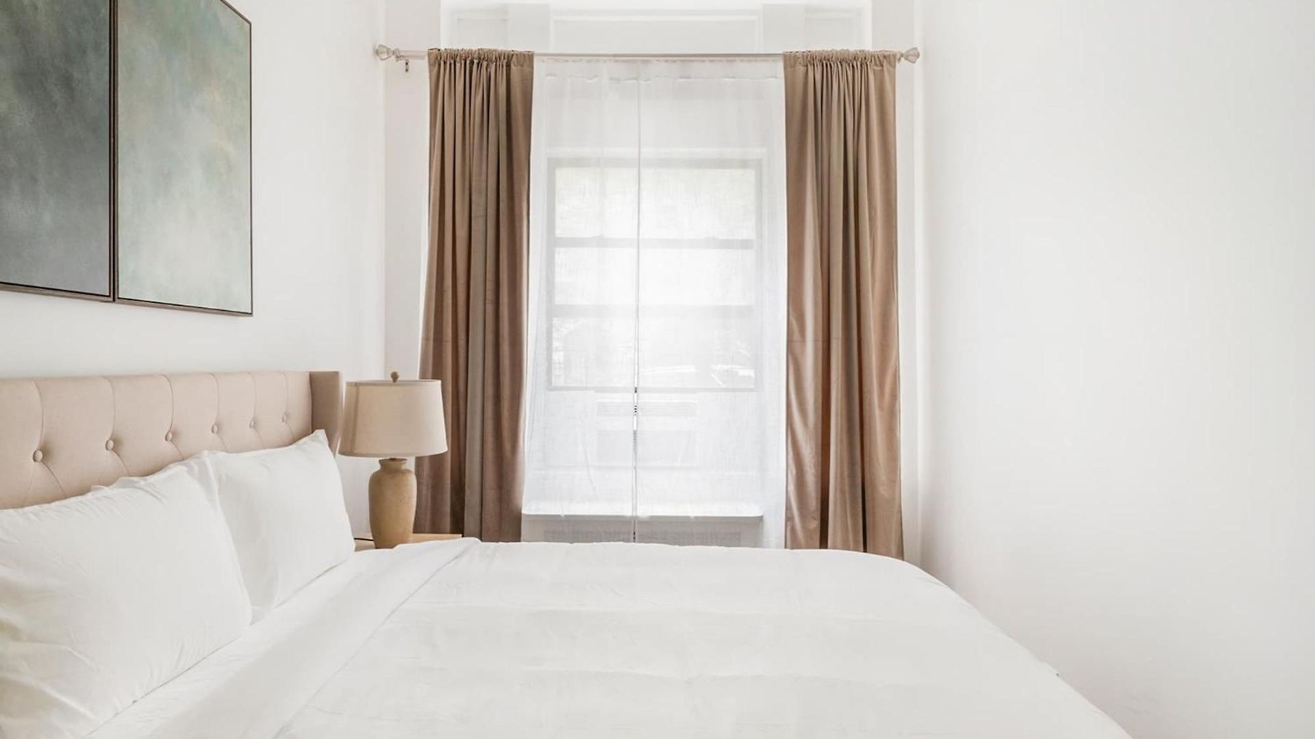 Prime Uws 2 Bedrooms Doorman Newly Furnished Apartment *