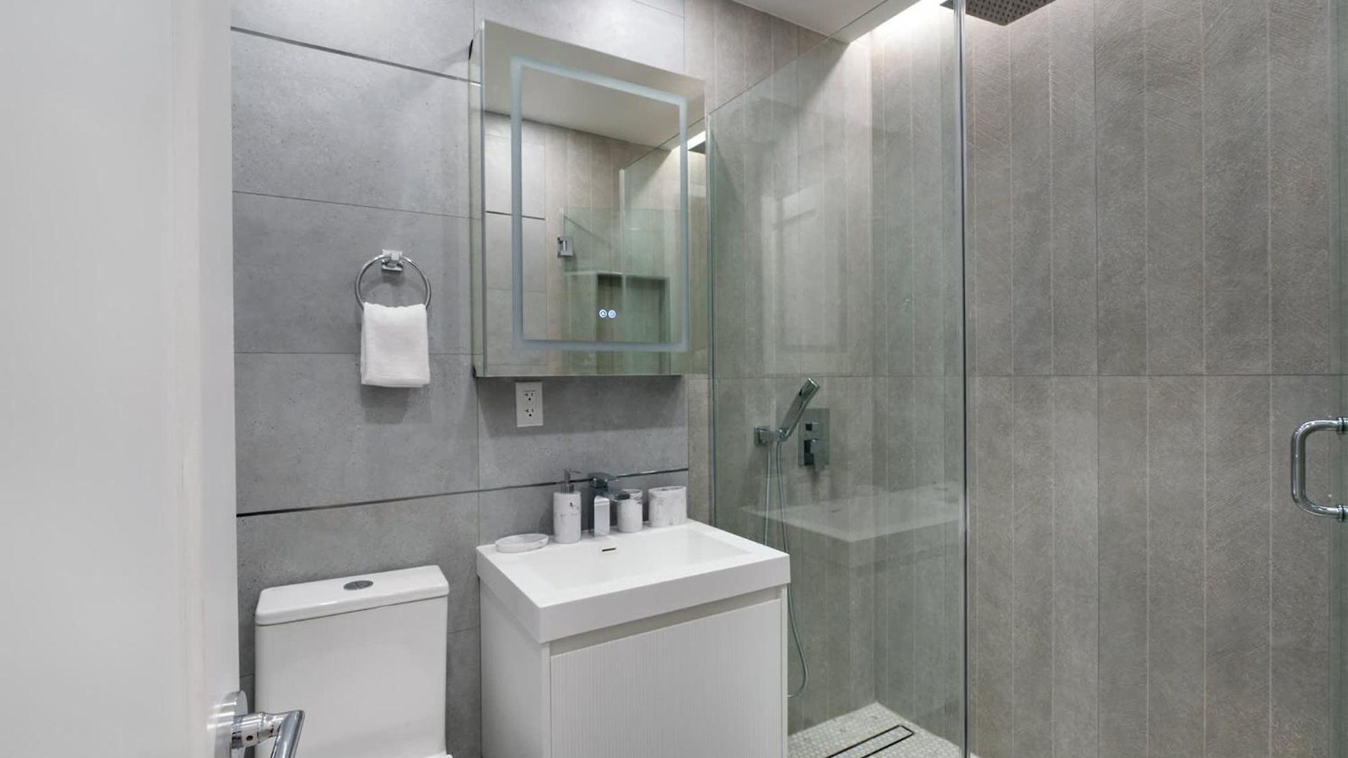 Apartment 22-5c New Prime Gramercy 1br