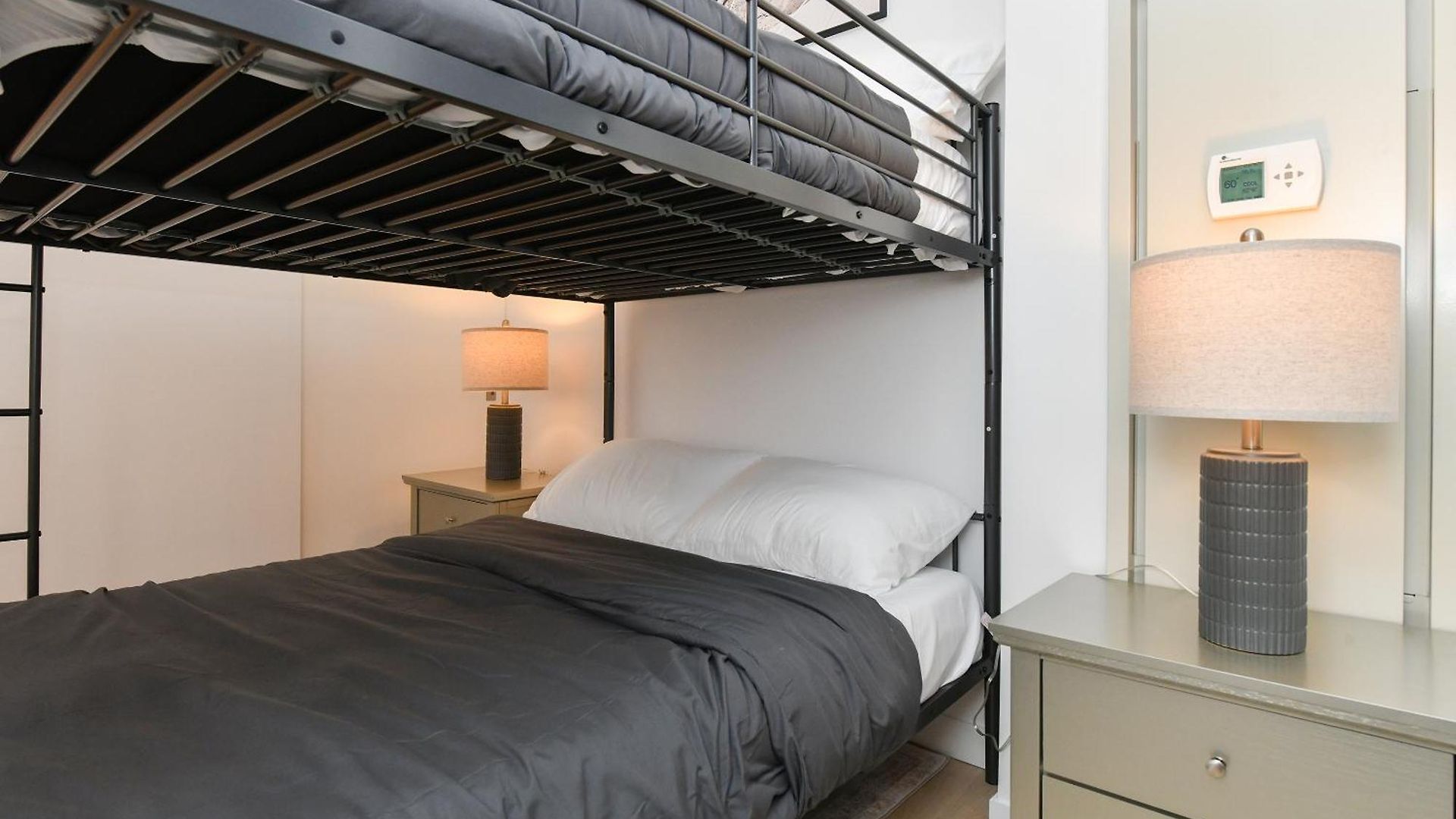 Luxury In Downtown Manhattan Skyline Views Apartment
