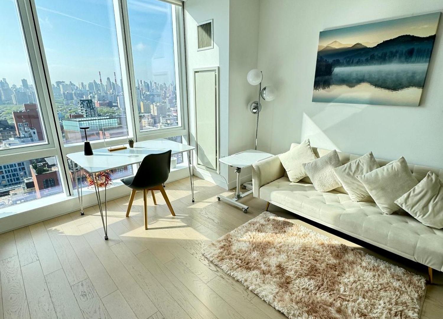 1 Stop To Midtown Spectacular Panoramic View Luxury High Rise Corner 1 Bedroom * New York
