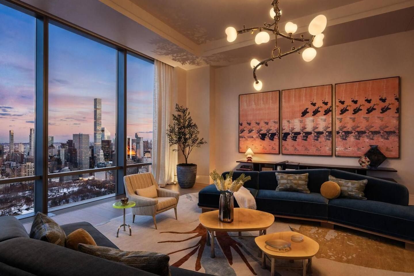 The Tower 4 Bedroom Views Of Park Apartment *