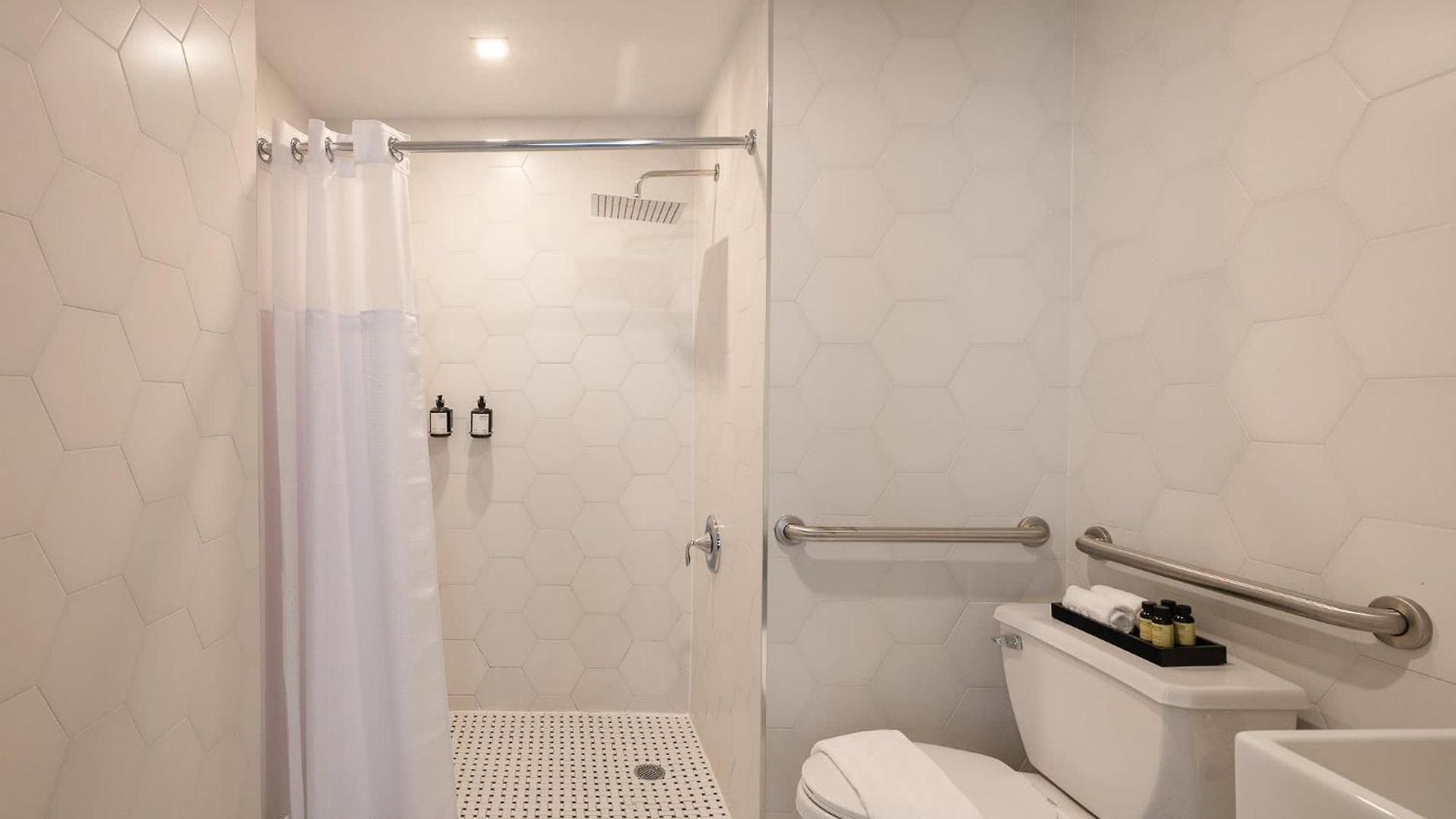 Apartment Two Bedroom Near Flatiron & Broadway *