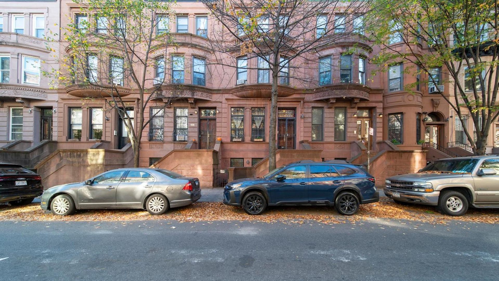 Lovely Brownstone In W Harlem 4 Bdr 3 Bath Deck Garden * New York