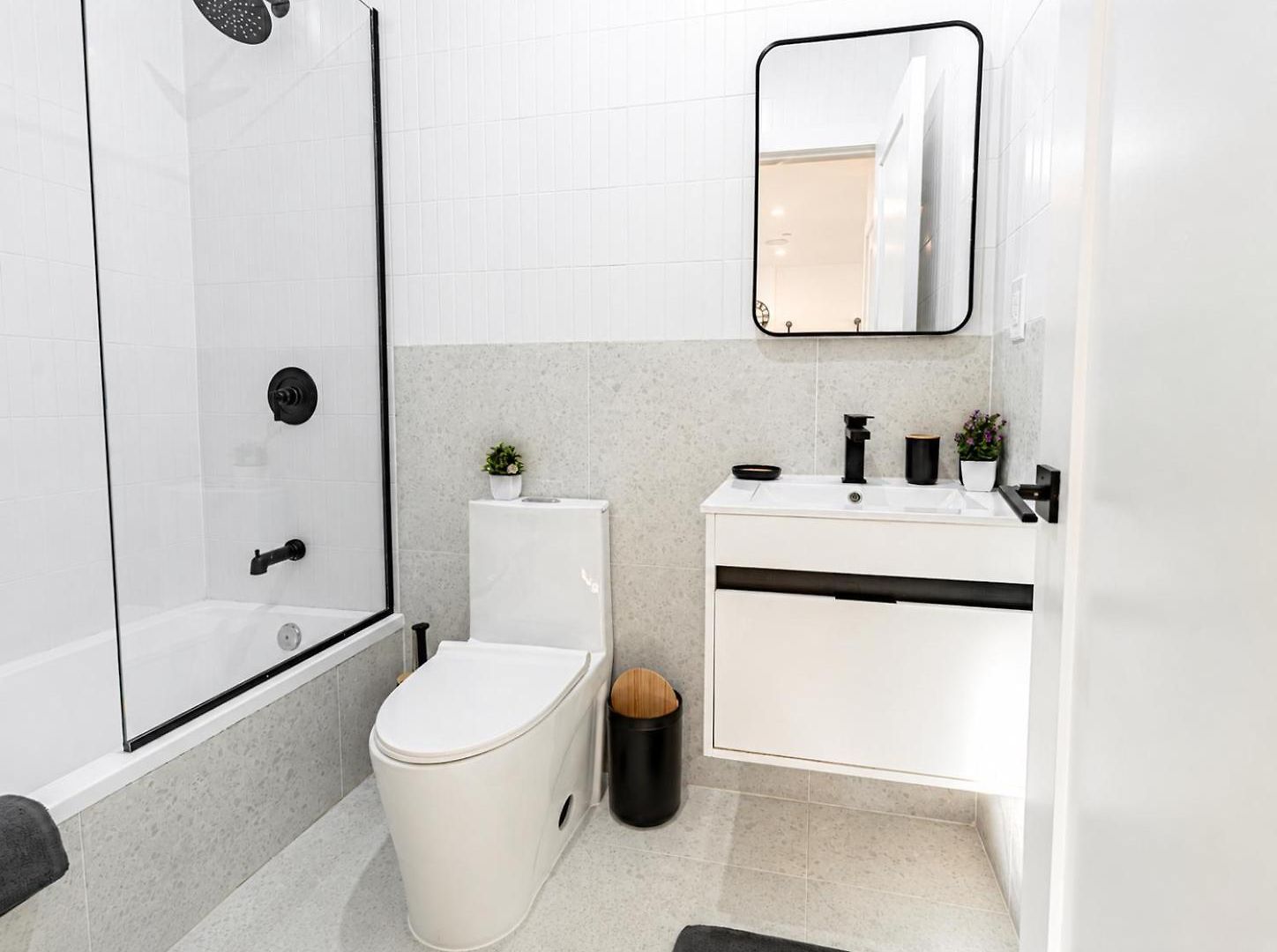 Renovated Unit In Brooklyn Washerdryer