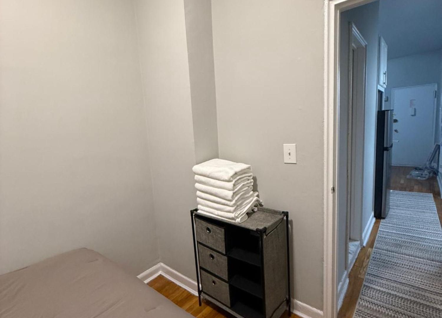 Apartment Great In Next To Time Square New York