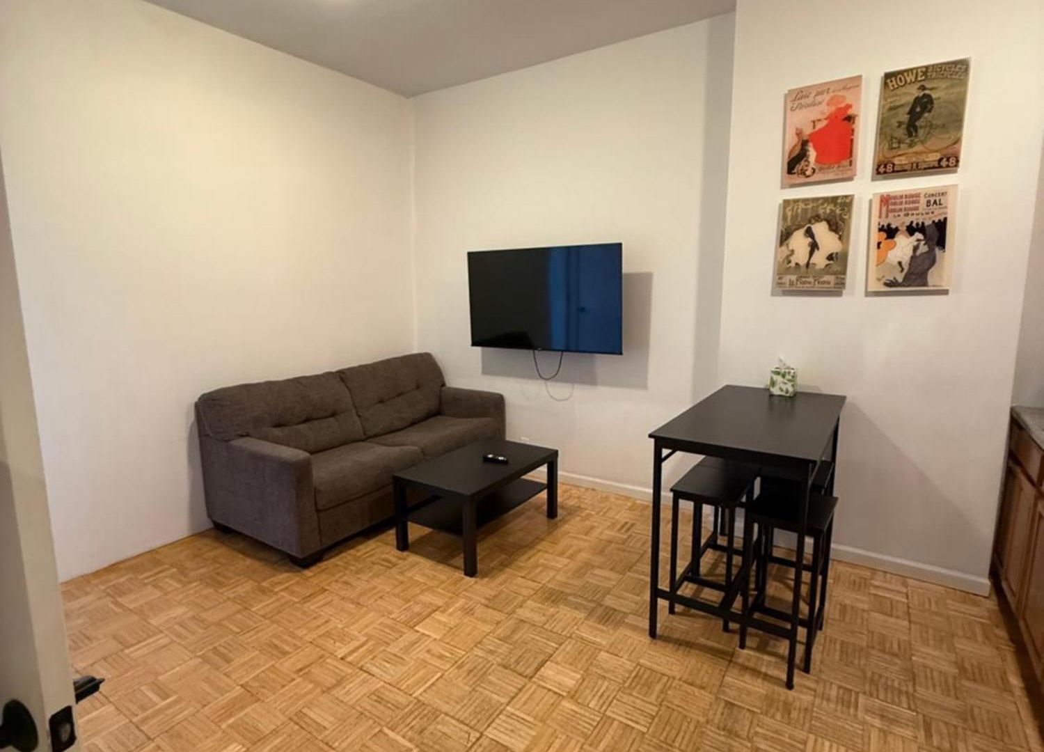 Great In Next To Time Square * New York