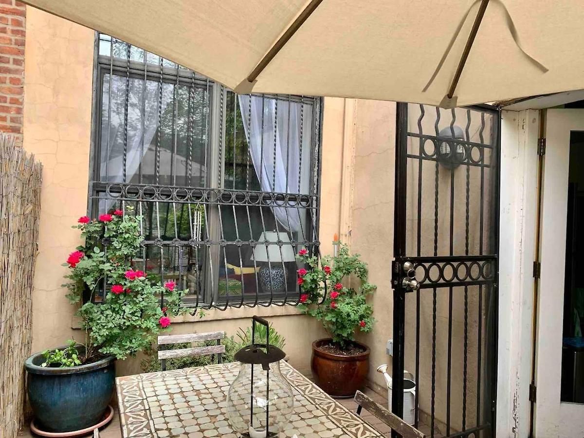 Lovely Brownstone In W Harlem 4 Bdr 3 Bath Deck Garden New York