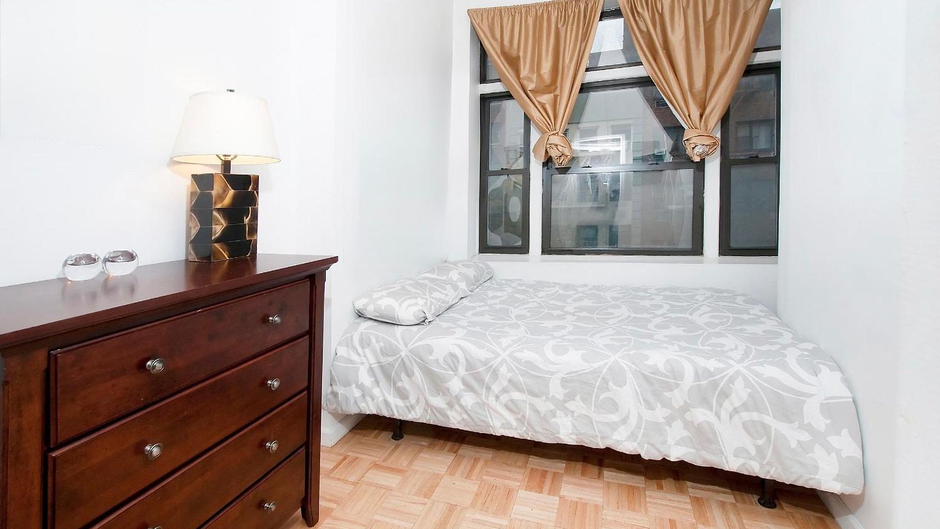 Great In Next To Time Square Apartment *