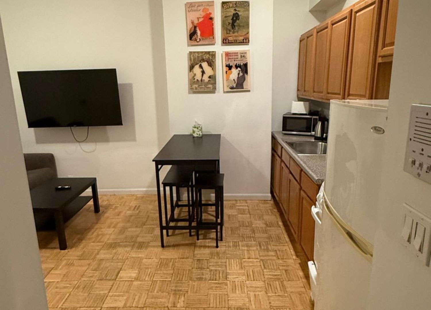 Apartment Great In Next To Time Square New York