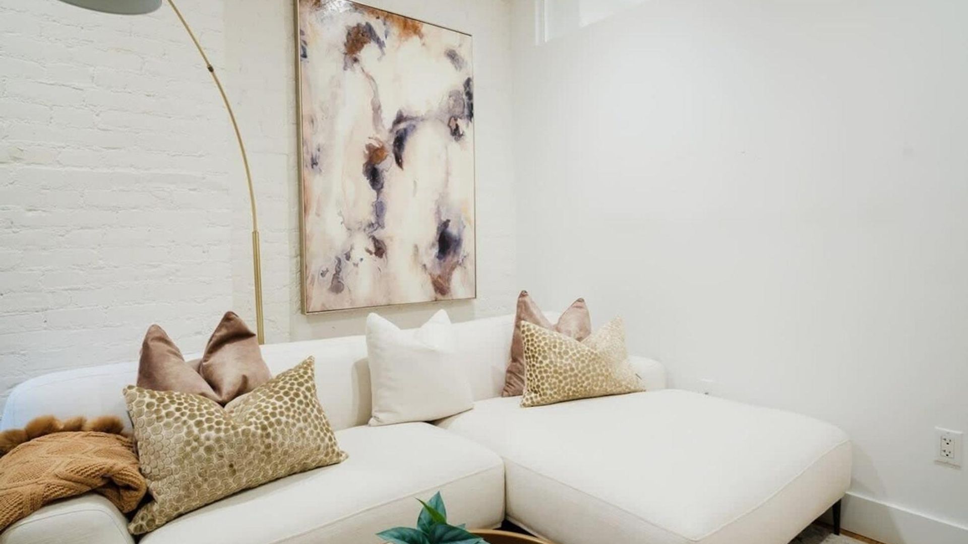 Apartment 1288 Ues *
