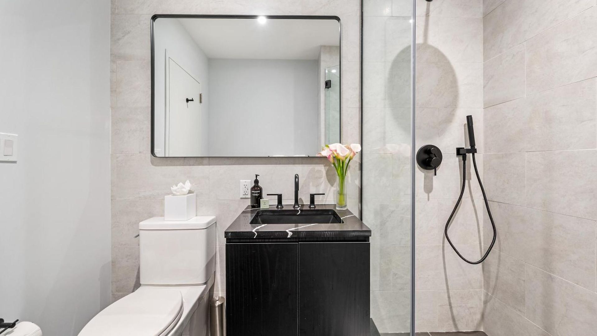 Aparthotel 17john 4*