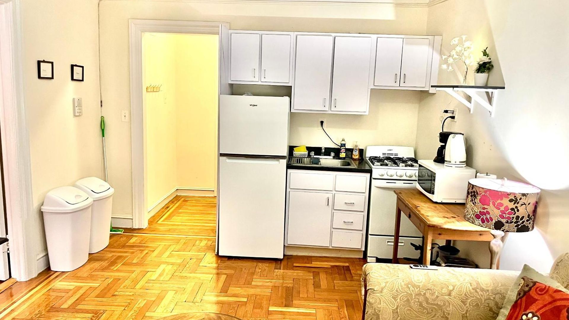 By Month Manhattan Apartment