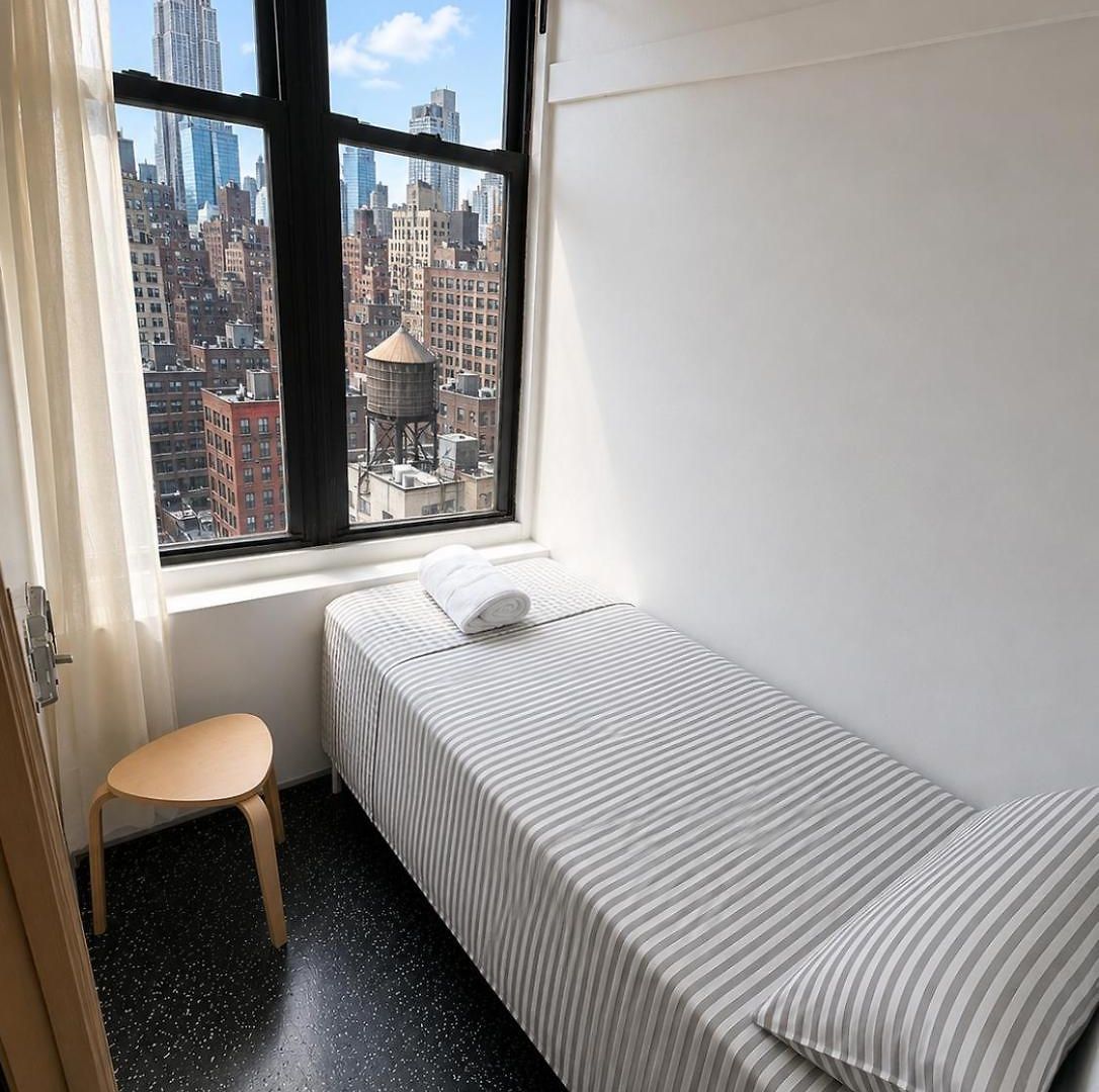 101 Manhattan - Little Italy, Soho, Noho, Les, East Village, Chinatown - 1 Gig Internet, 12inch Mattress, Hardsurface Floors